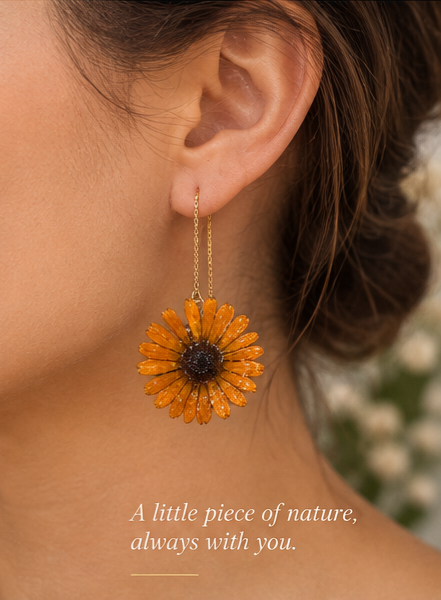 Preserved Daisy Flower Earrings – Handmade Jewellery